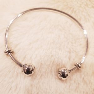 Authentic pandora Bracelet Bangle